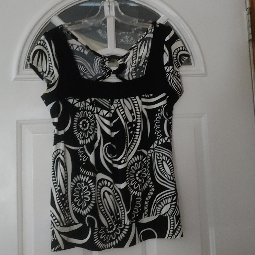 Blouse black & white XL girls